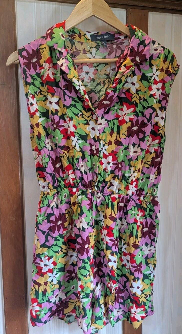 ModCloth Women’s XL Regular Multicolor Floral Sleeveless Collared Romper